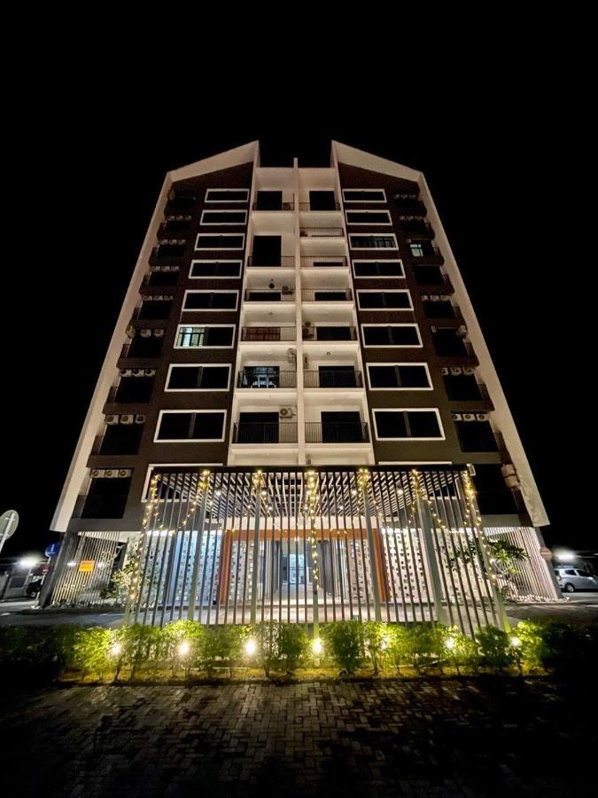 Padiviu Family Suite At Imperio Professional Suite, Алор Сетар Екстериор снимка