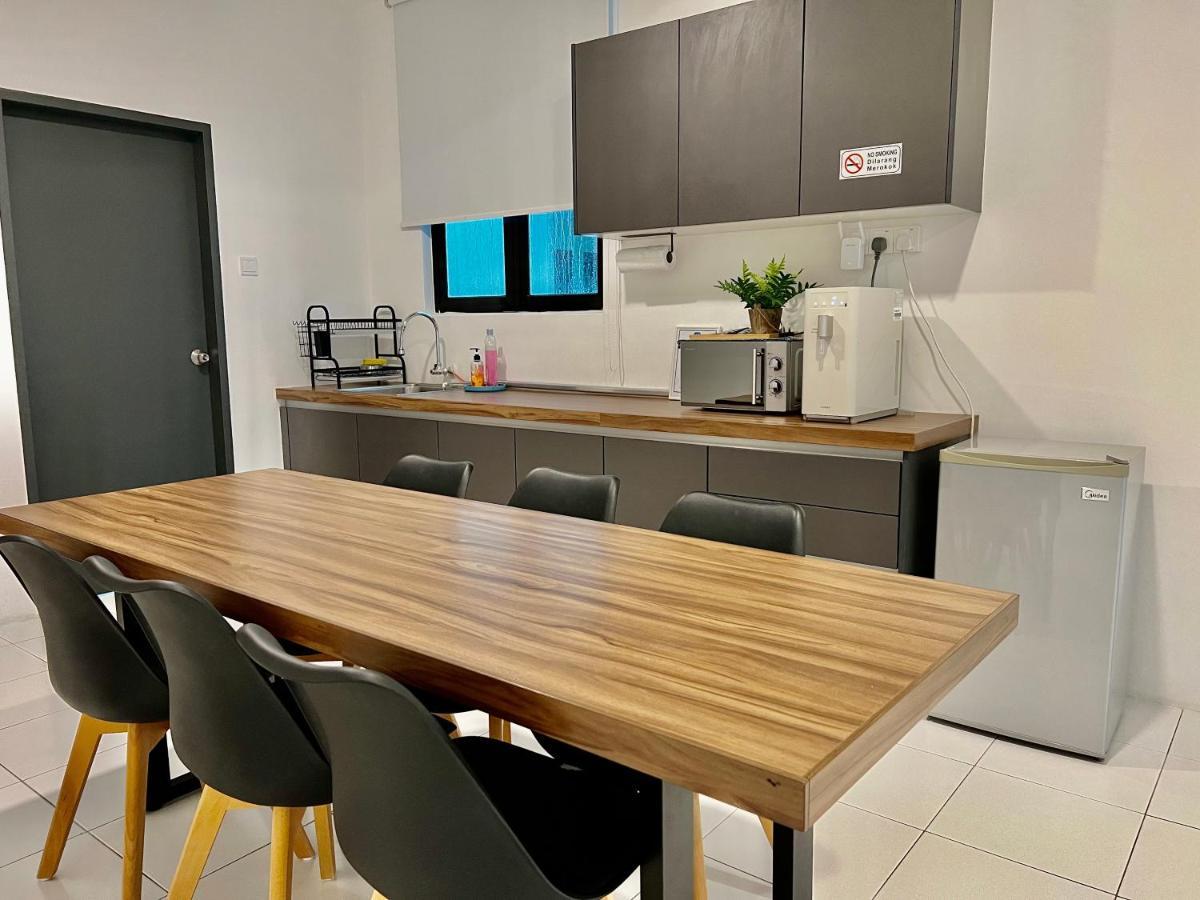 Padiviu Family Suite At Imperio Professional Suite, Алор Сетар Екстериор снимка